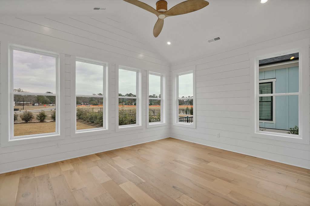 Gallery Images