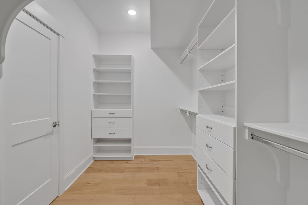 Gallery Images
