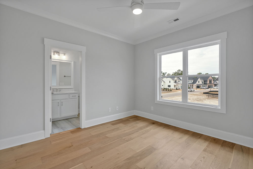 Gallery Images
