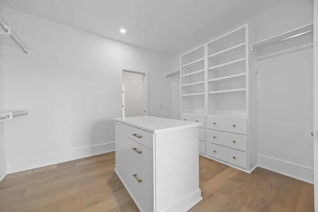 Gallery Images
