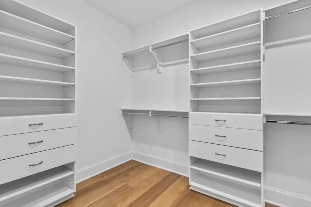 Gallery Images