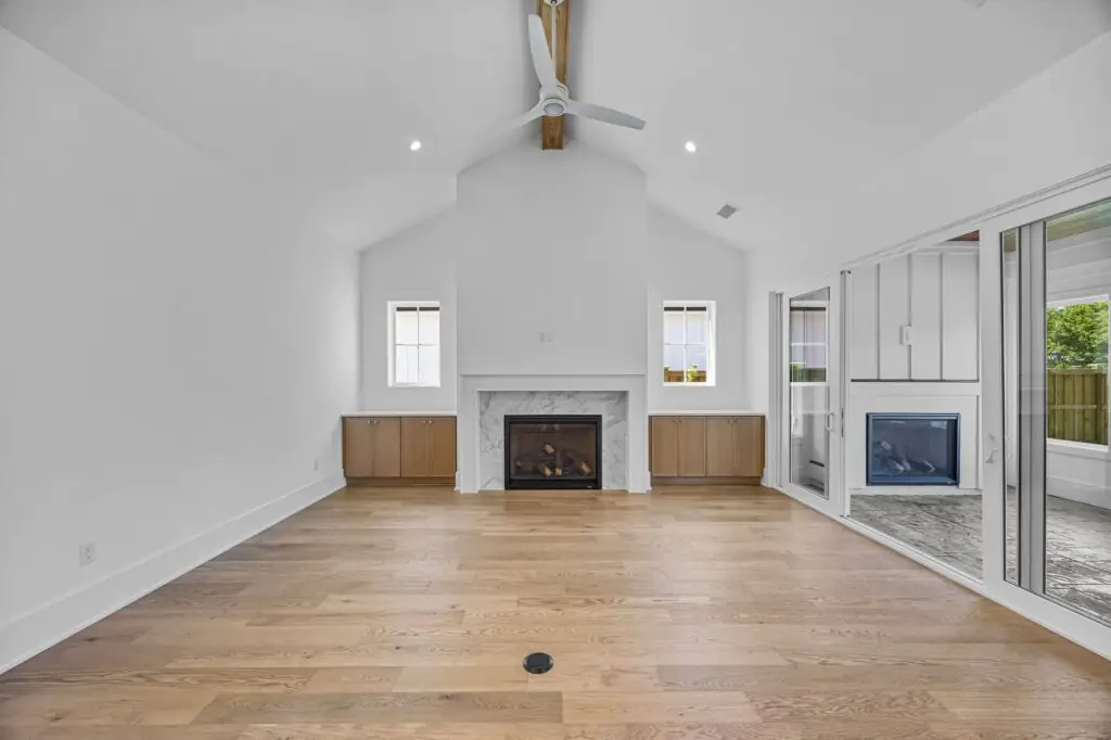 Gallery Images